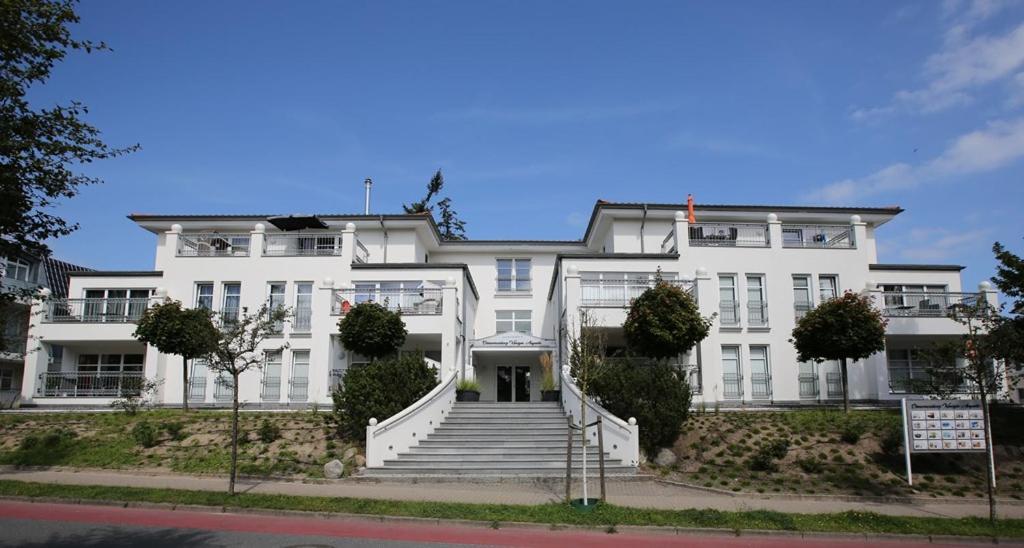 Strandnahe Fewo Mit 2 Schlafzimmern Und Balkon, Koenigin Augusta, Binz Apartment Exterior photo